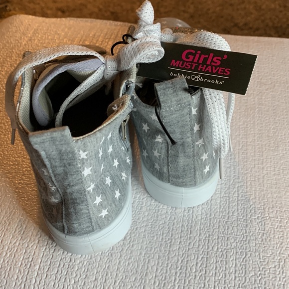 🌸2/$20 Kids Shoe Sale🌸NWT Bobbie Brooks High Top Shoes - Picture 3 of 4